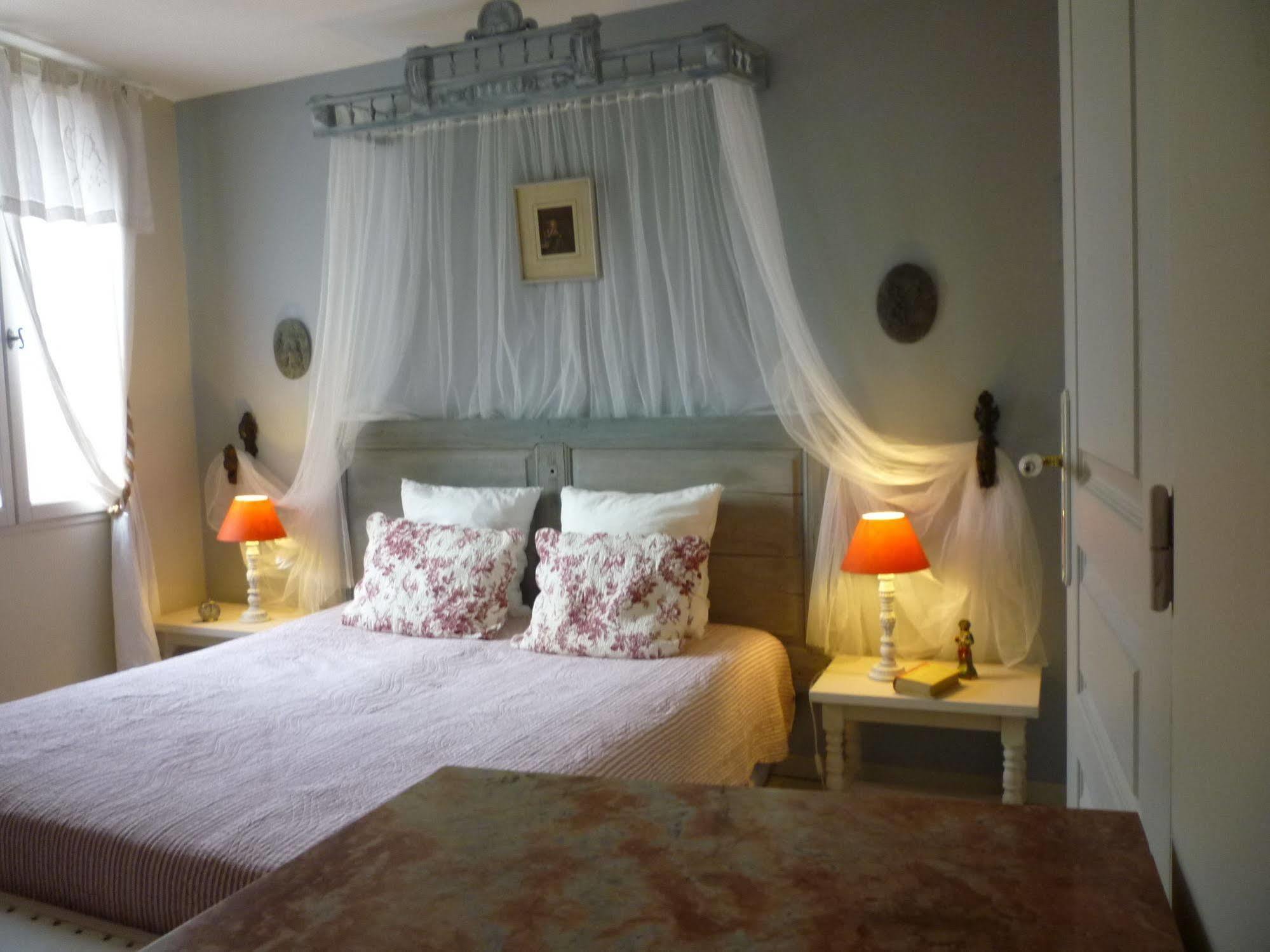 L'Ile Aux Mimosas Bed and Breakfast Tautavel Buitenkant foto